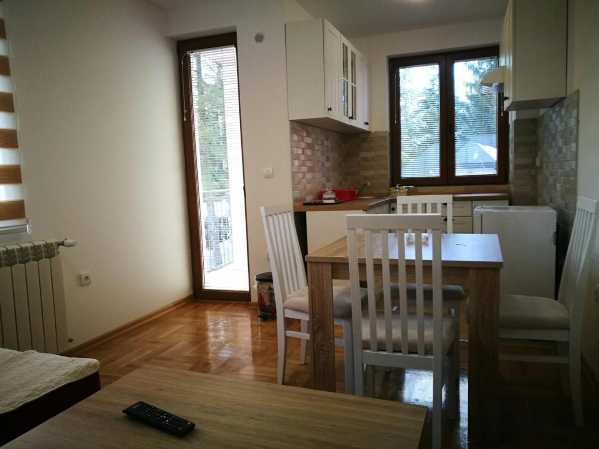 Vila Meridijan Zlatibor Luaran gambar
